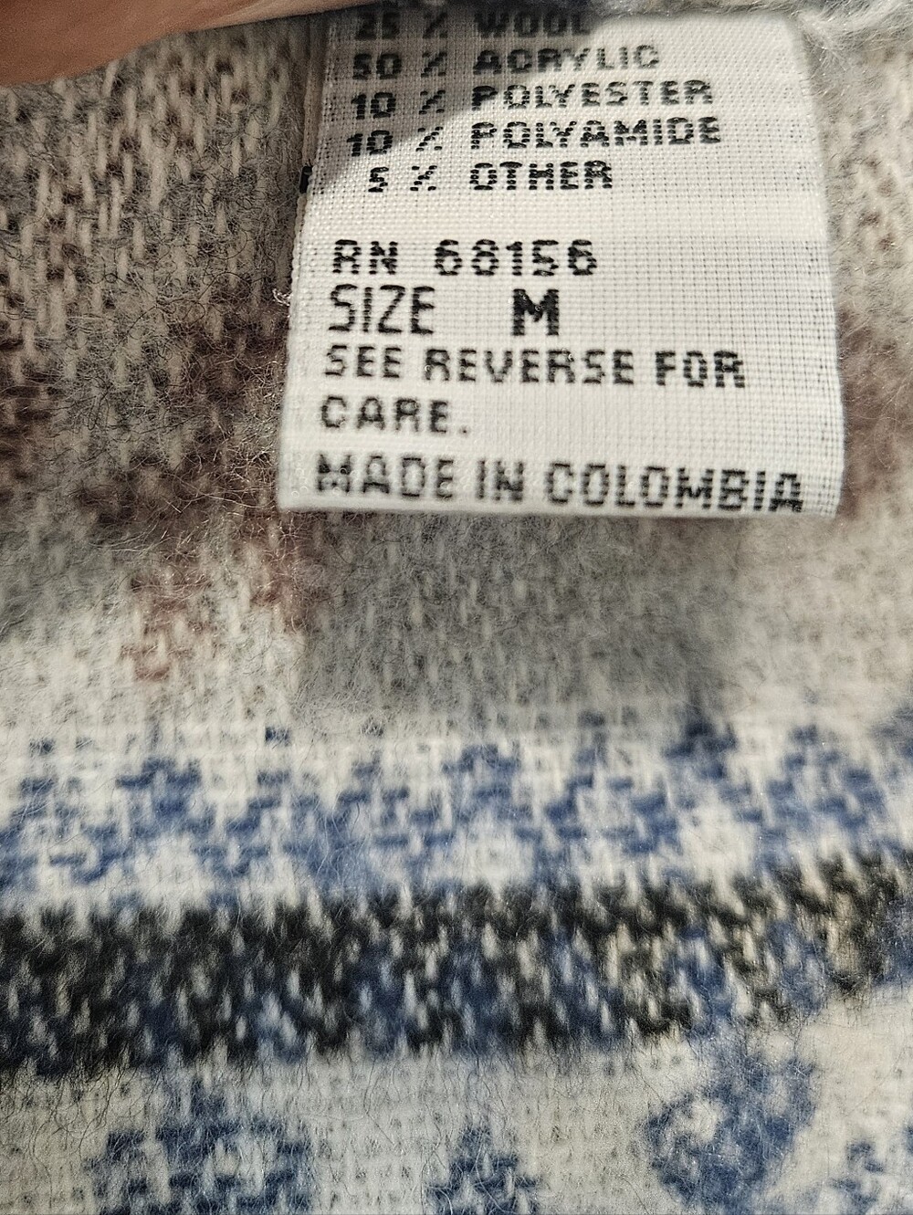 Women's Van Heusen Fair Isle Knit Vest, Size Medium - Picture 4 of 5